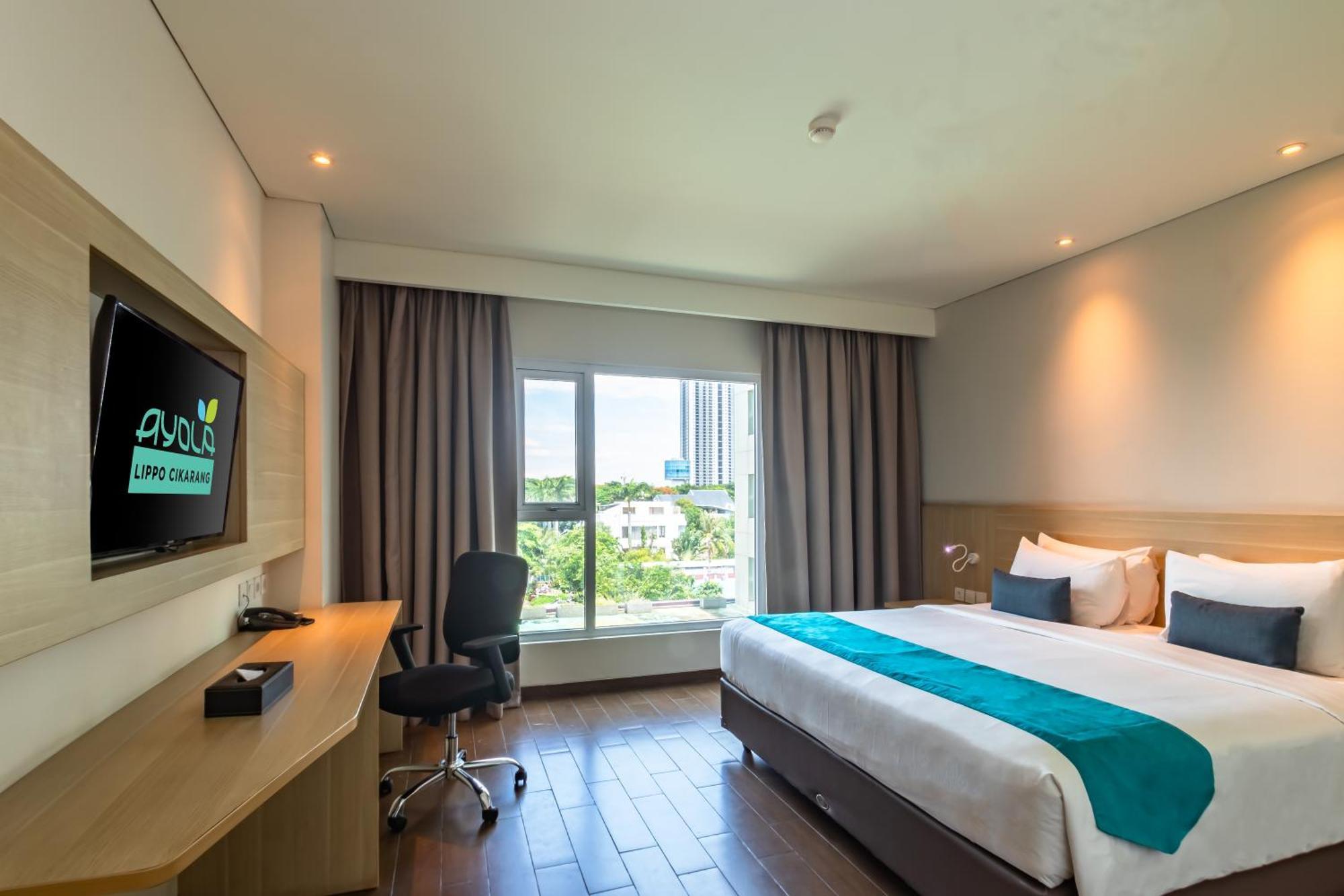 Hotel Ayola Lippo Cikarang Buitenkant foto